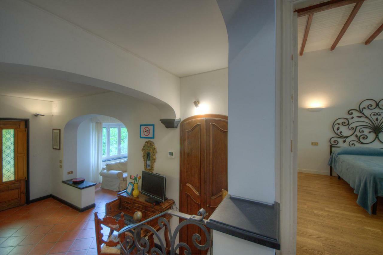 Appartamento In Villa A 5 Km Dal Mare Albisola Superiore Exterior photo