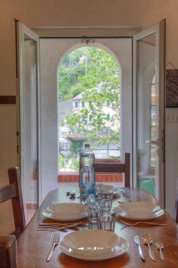 Appartamento In Villa A 5 Km Dal Mare Albisola Superiore Exterior photo