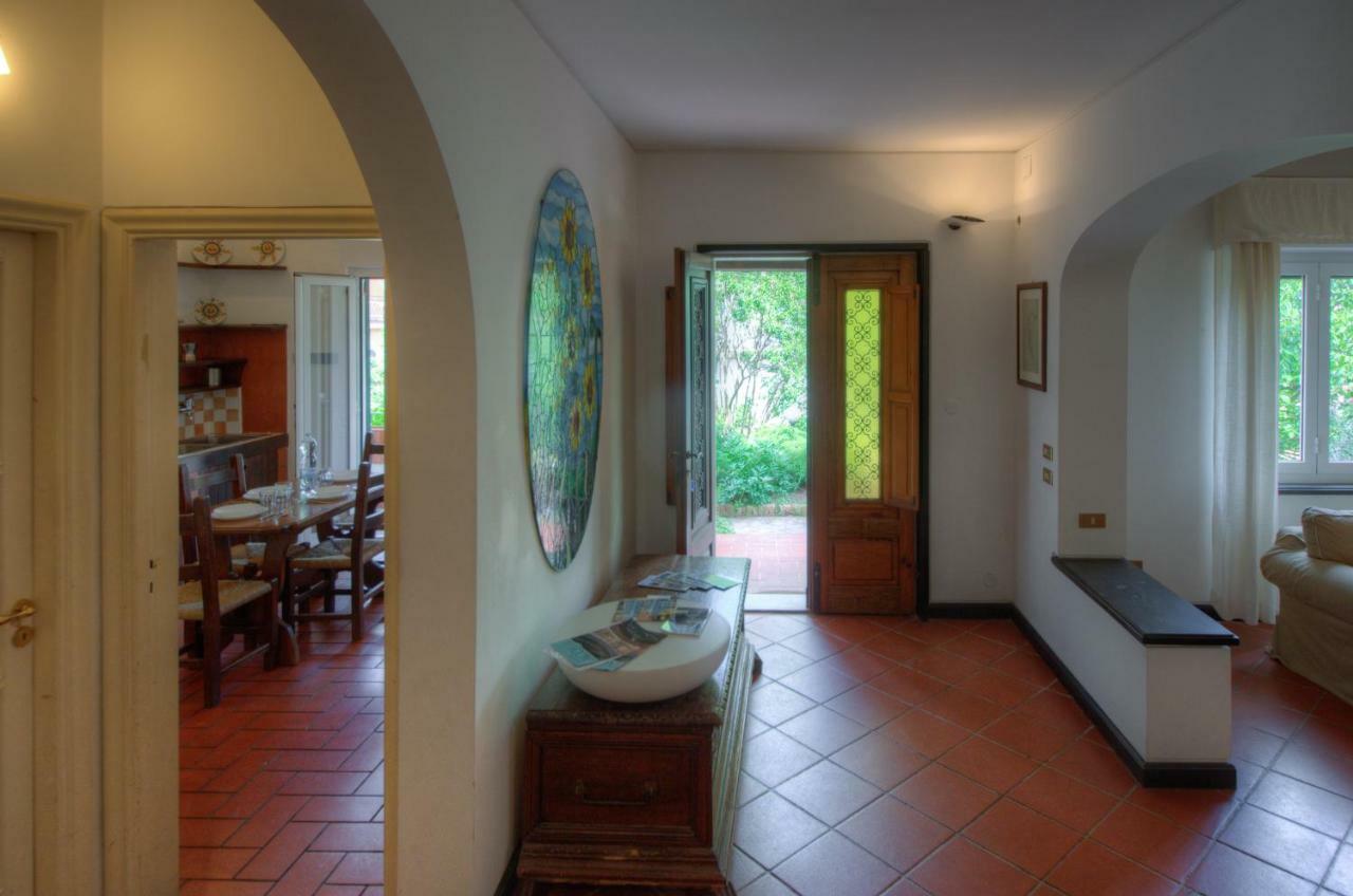 Appartamento In Villa A 5 Km Dal Mare Albisola Superiore Exterior photo